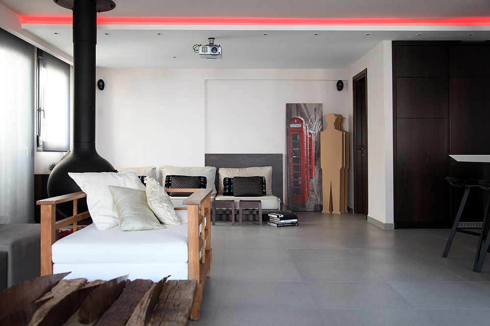 KALAMARIA PENTHOUSE