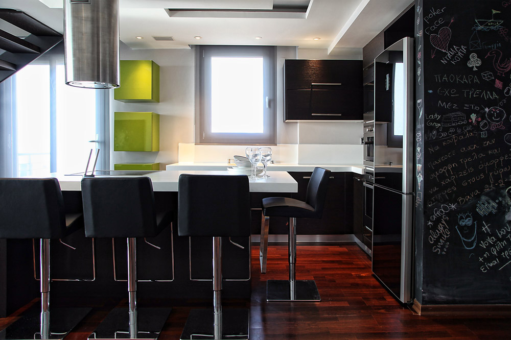EAST SIDE APPARTMENT
